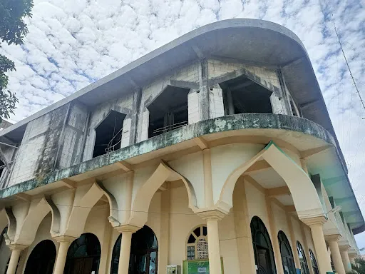 Masjid Jami' Baitul Muhajirin: Jasa & Layanan yang Menyatu dengan Jiwa Cilacap